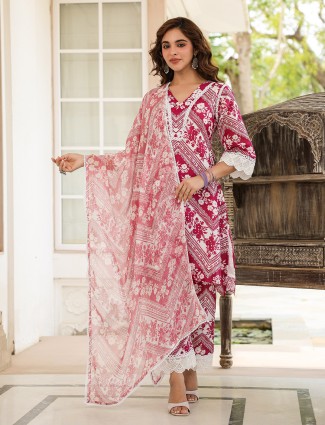 Printed magenta cotton kurti set