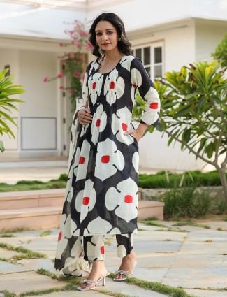 Black and white printed kurti set