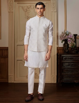 Ivory silk waistcoat set with sequins embellishment