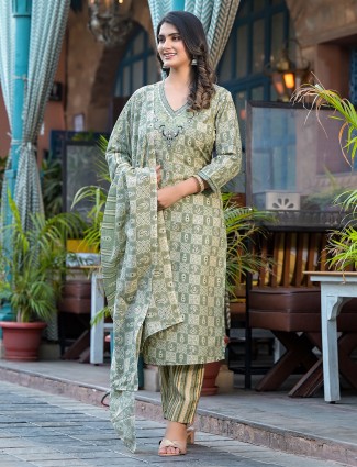 Casual green cotton printed kurti set