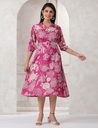 Glamorous magenta printed kurti in cotton