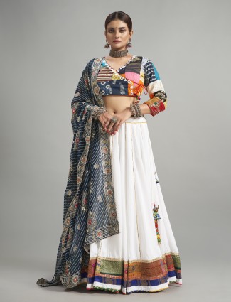 Latest white cotton silk chaniya choli