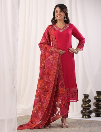 Awesome red printed kurti set