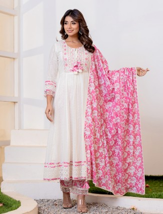 Stunning pink and white cotton kurti set