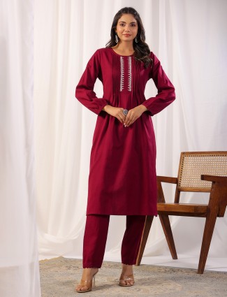 Trendy maroon cotton kurti set