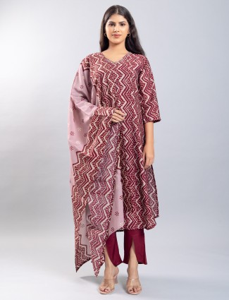 Pretty maroon cotton printed kurti set