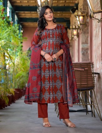 Beautiful maroon cotton kurti set