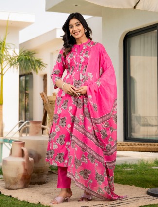 Newest pink printed kurti set with dupatta