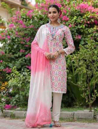 Stylish pink cotton printed kurti set