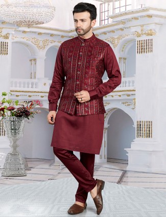 Classic maroon embroidery waistcoat set