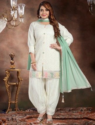 Off-white salwar suit in silk