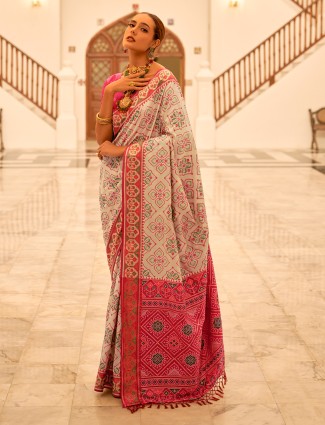 Newest white printed saree with contrast border