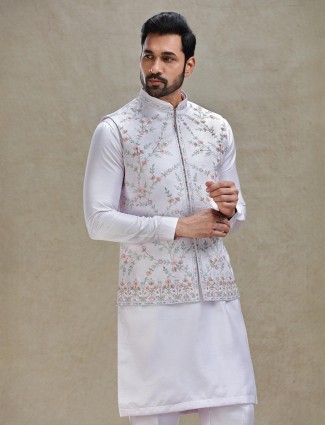 Lilac purple kurta jacket set in colorful resham and embroidery