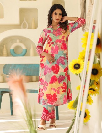 Multicolor printed crepe kurti set