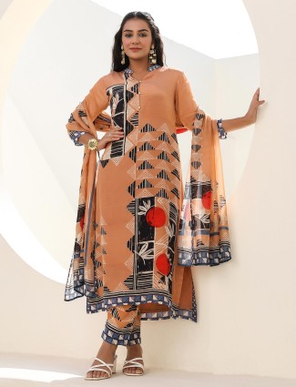 Peach printed crepe kurti set for women