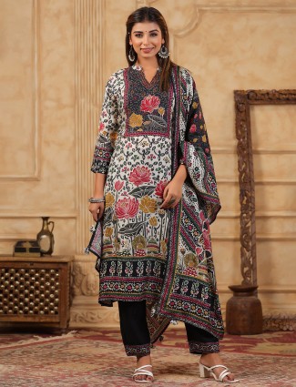 White printed kurti set with awesome prints