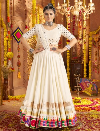 White viscose lehenga choli set with elegant touch for navratri