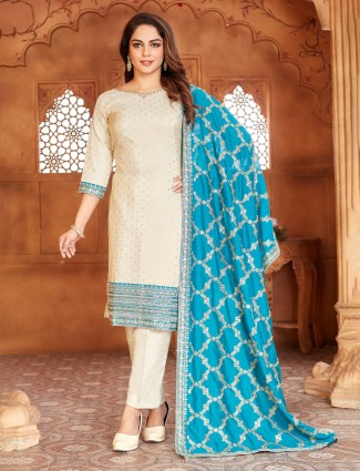 Onion pink silk palazzo suit with beads detailing