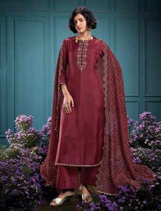 Attracrtive wine silk palazzo suit