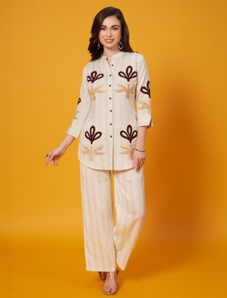 Off white printed palazzo co-ord set with thread embroidery