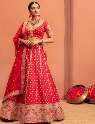 Red raw silk bridal lehenga choli with fine embellishments