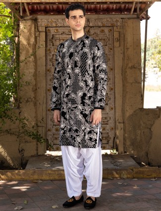 Black embroidered kurta pajama
