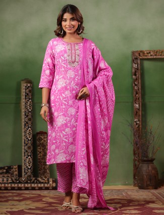 Deep pink printed silk quarter sleeves kurti set