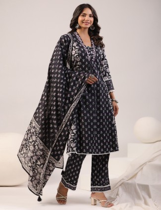 Purple and black casual cotton embroidered kurti set