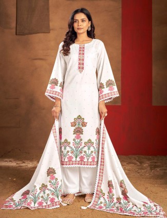 Stunning white silk printed kurti set for women
