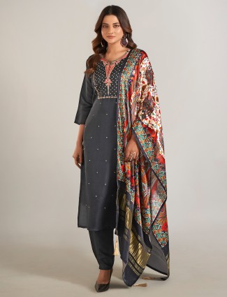 Black silk salwar suit with dupatta for women