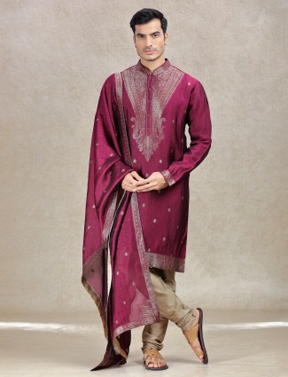 Wine hues kurta set for regal allure look