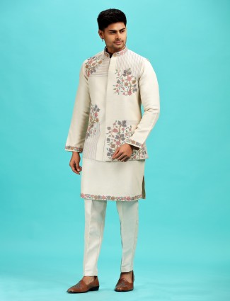 Light beige silk waistcoat set for reception