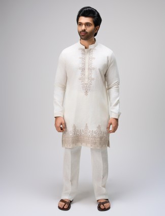 Off white kurta with pajama attire
