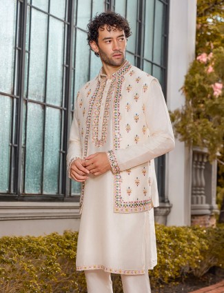 Elegant cream soft art silk wedding waistcoat set