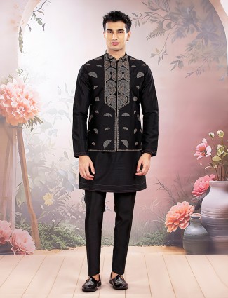 Black silk reception wear waistcoat set