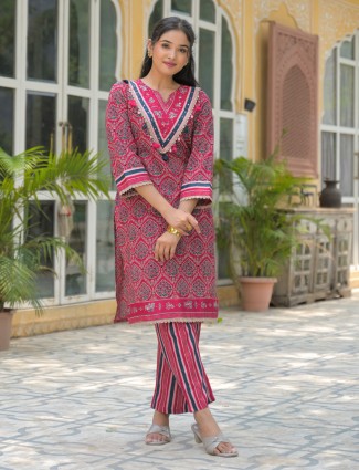 Rani pink cotton silk printed kurti set