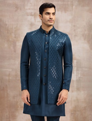 Silk waistcoat set highlighted with sequins embellishment