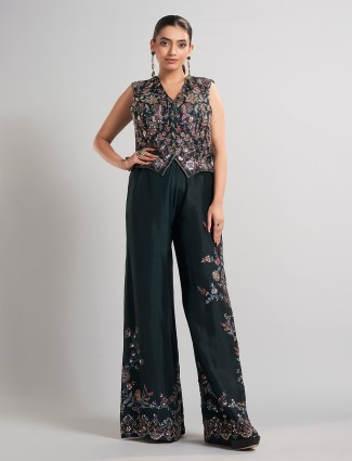 Bottle green sleeveless silk palazzo ensemble Bottle green sleeveless silk palazzo ensemble